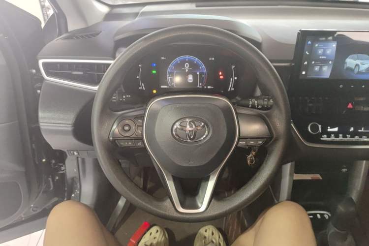 Used Toyota FRONTLANDER 2023 2.0L CVT Elite Edition Steering Wheel