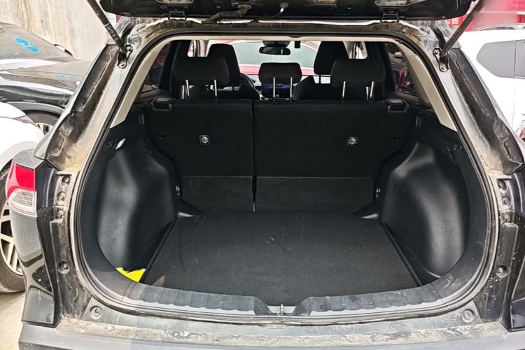 Used Toyota FRONTLANDER 2023 2.0L CVT Leading Edition Trunk