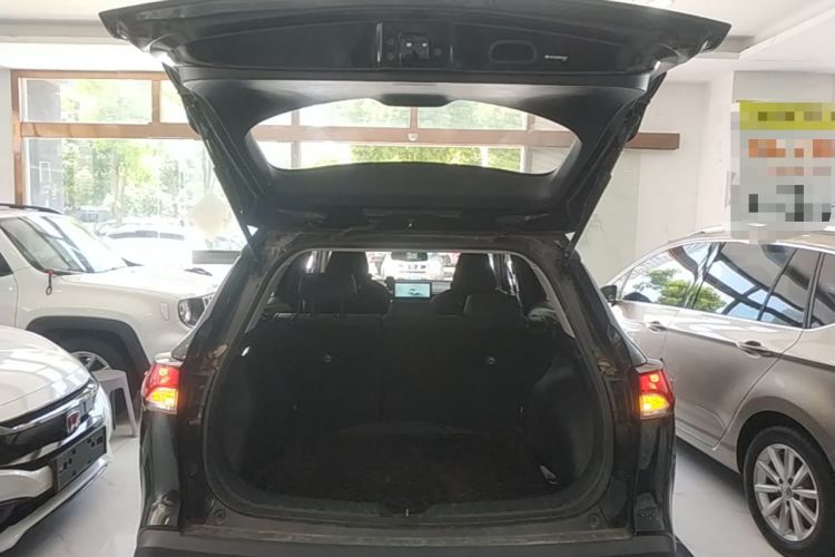 Used Toyota FRONTLANDER 2023 2.0L CVT Elite Edition Trunk