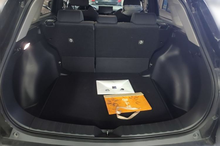 Used Toyota FRONTLANDER 2023 2.0L CVT Elite Edition Trunk