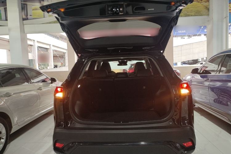 Used Toyota FRONTLANDER 2023 2.0L CVT Leading Edition Trunk