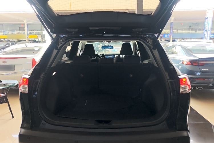 Used Toyota FRONTLANDER 2023 2.0L CVT Elite Edition Trunk