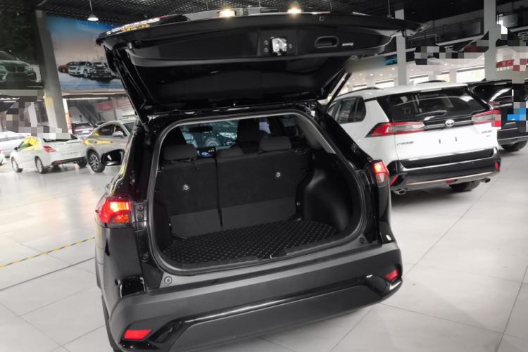 Used Toyota FRONTLANDER 2023 2.0L CVT Elite Edition Trunk