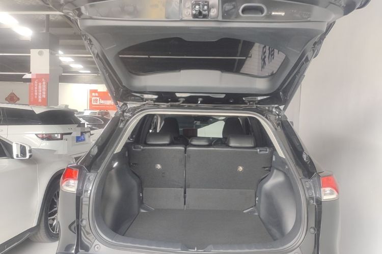 Used Toyota FRONTLANDER 2023 2.0L CVT Leading Edition Trunk