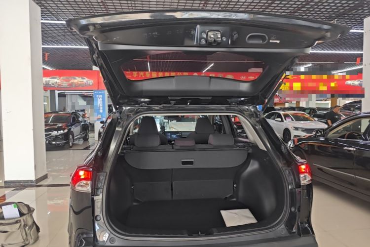 Used Toyota FRONTLANDER 2023 2.0L CVT Leading Edition Trunk