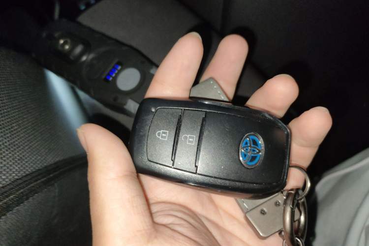 Used Toyota FRONTLANDER 2023 2.0L Smart Electric Hybrid Dual-Engine Leading Edition Vehicle Key