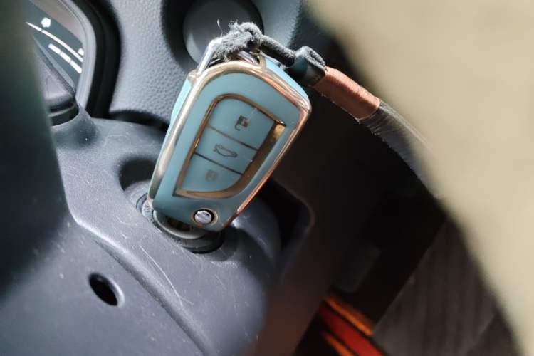 Used Toyota FRONTLANDER 2023 2.0L CVT Elite Edition Vehicle Key