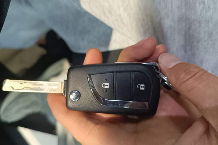 Used Toyota FRONTLANDER 2023 2.0L CVT Elite Edition Vehicle Key