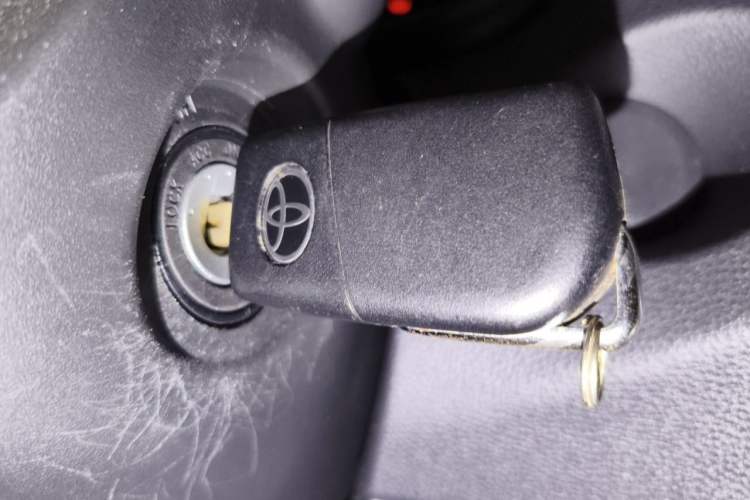 Used Toyota FRONTLANDER 2023 2.0L CVT Elite Edition Vehicle Key