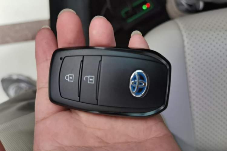 Used Toyota FRONTLANDER 2023 2.0L Smart Electric Hybrid Dual-Engine Leading Edition Vehicle Key