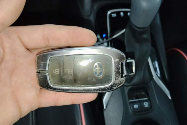 Used Toyota FRONTLANDER 2023 2.0L Smart Electric Hybrid Dual-Engine Leading Edition Vehicle Key