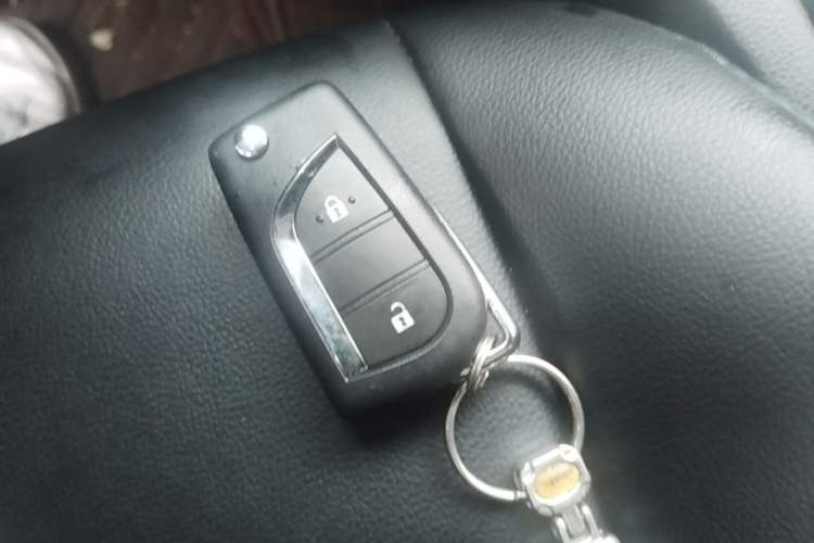Used Toyota FRONTLANDER 2023 2.0L CVT Elite Edition Vehicle Key