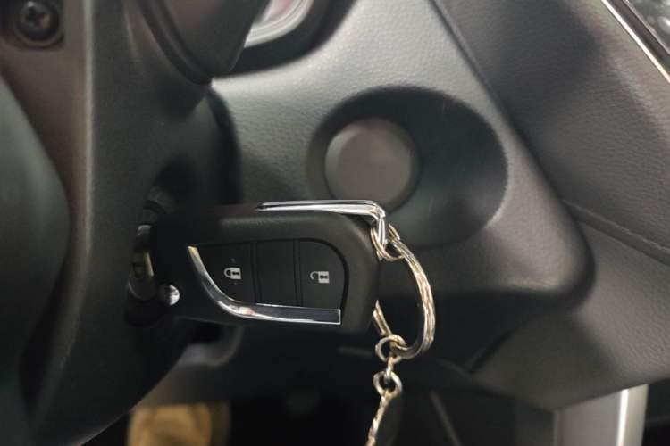 Used Toyota FRONTLANDER 2023 2.0L CVT Elite Edition Vehicle Key