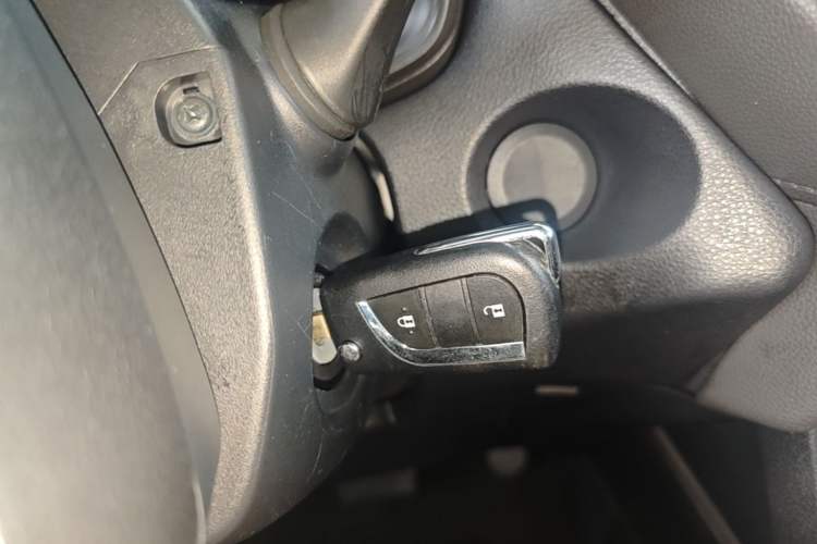 Used Toyota FRONTLANDER 2023 2.0L CVT Elite Edition Vehicle Key