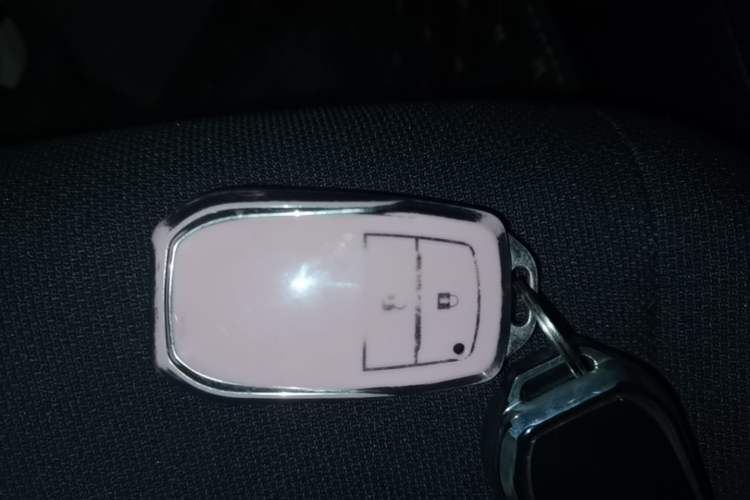 Used Toyota FRONTLANDER 2023 2.0L CVT Leading Edition Vehicle Key