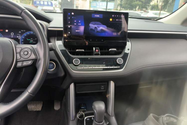 Used Toyota FRONTLANDER 2023 2.0L Smart Electric Hybrid Dual-Engine Deluxe Version Audio And AC Panel