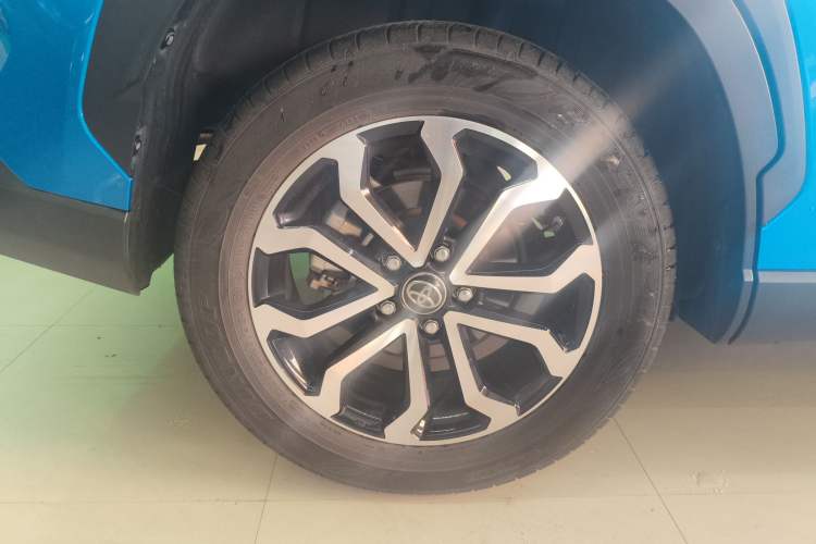 Used Toyota FRONTLANDER 2023 2.0L Smart Electric Hybrid Dual-Engine Deluxe Version Exterior 8