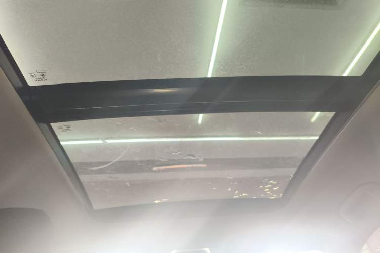 Used Toyota FRONTLANDER 2023 2.0L Smart Electric Hybrid Dual-Engine Deluxe Version Headliner