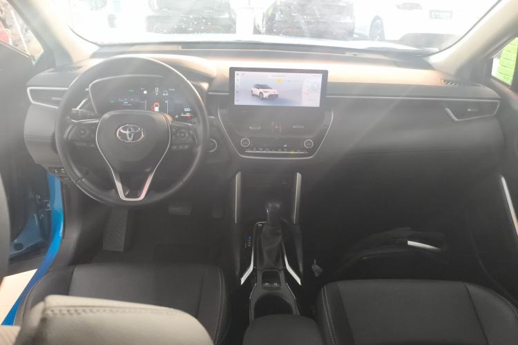 Used Toyota FRONTLANDER 2023 2.0L Smart Electric Hybrid Dual-Engine Deluxe Version Interior 2