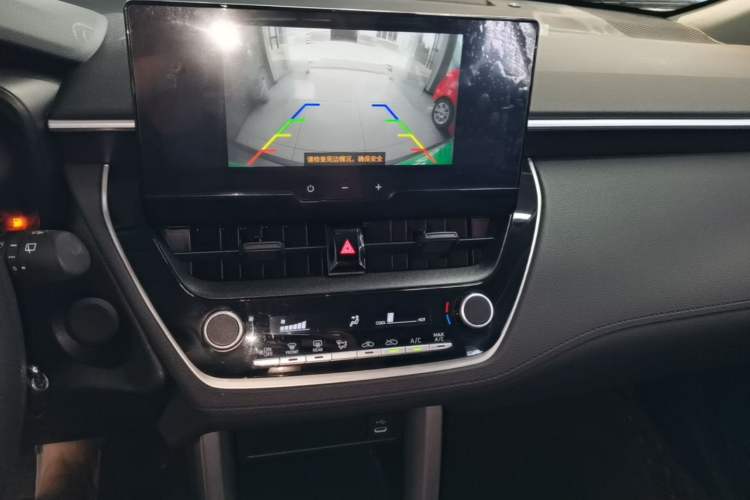 Used Toyota FRONTLANDER 2023 2.0L CVT Elite Edition Audio And AC Panel