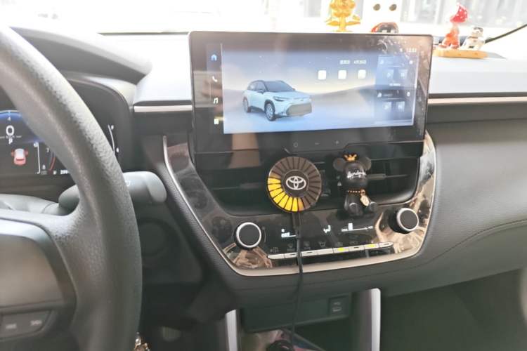 Used Toyota FRONTLANDER 2023 2.0L CVT Elite Edition Audio And AC Panel