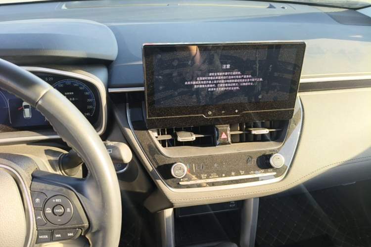 Used Toyota FRONTLANDER 2023 2.0L Smart Electric Hybrid Dual-Engine Deluxe Version Audio And AC Panel