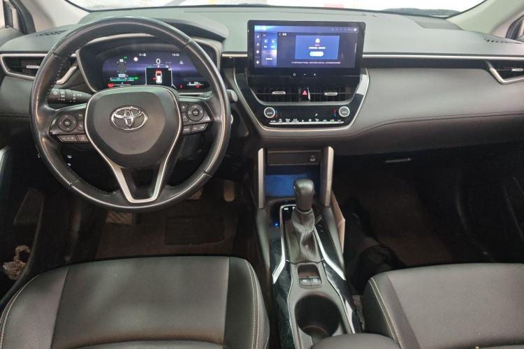 Used Toyota FRONTLANDER 2023 2.0L Smart Electric Hybrid Dual-Engine Deluxe Version Center Console