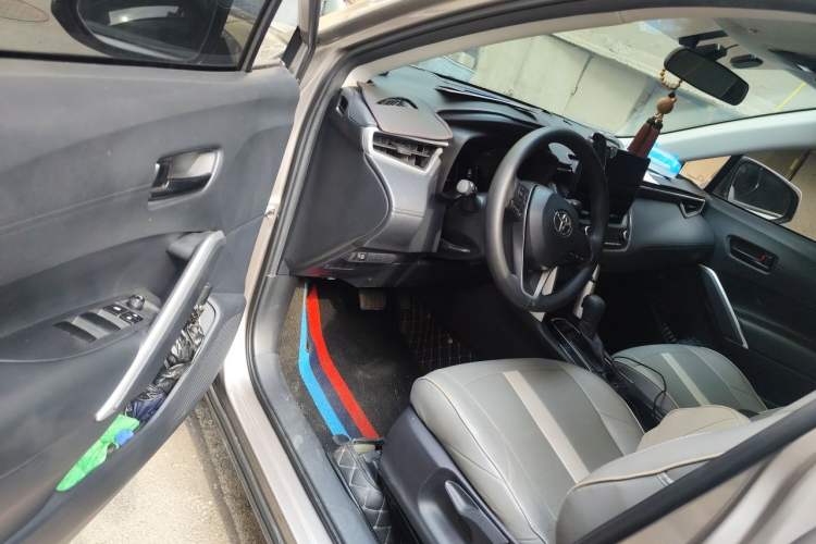 Used Toyota FRONTLANDER 2023 2.0L CVT Elite Edition Driver Seat