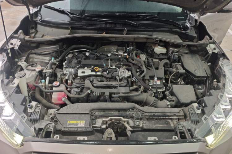 Used Toyota FRONTLANDER 2023 2.0L Smart Electric Hybrid Dual-Engine Deluxe Version Engine Bay