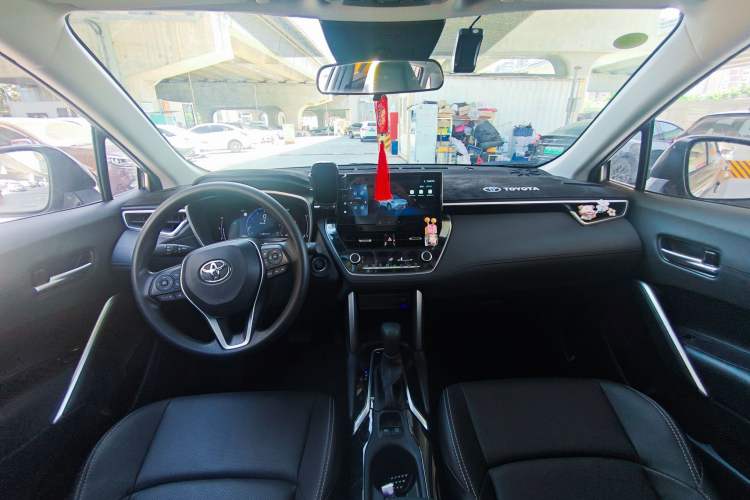 Used Toyota FRONTLANDER 2023 2.0L CVT Luxury Edition Interior 1