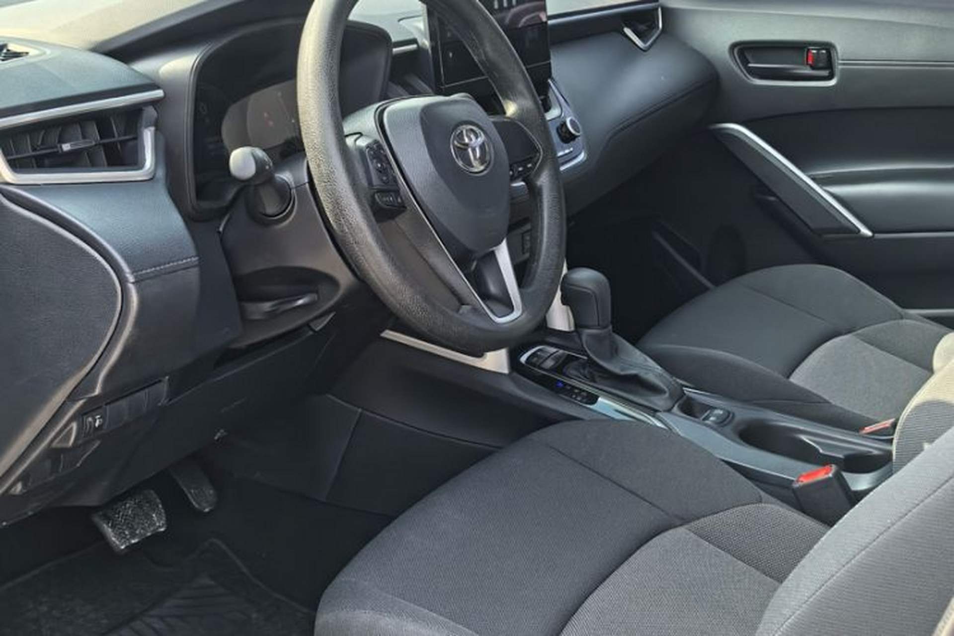 Used Toyota FRONTLANDER 2023 2.0L CVT Elite Edition Interior 2