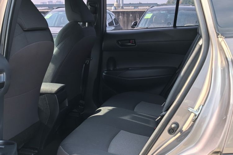 Used Toyota FRONTLANDER 2023 2.0L CVT Elite Edition Interior 3