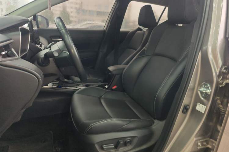 Used Toyota FRONTLANDER 2023 2.0L Smart Electric Hybrid Dual-Engine Deluxe Version Left Front Seat