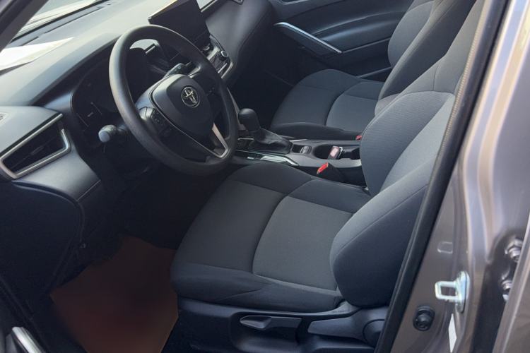 Used Toyota FRONTLANDER 2023 2.0L CVT Elite Edition Left Front Seat