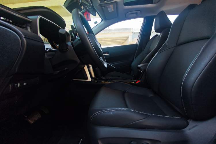 Used Toyota FRONTLANDER 2023 2.0L CVT Luxury Edition Left Front Seat