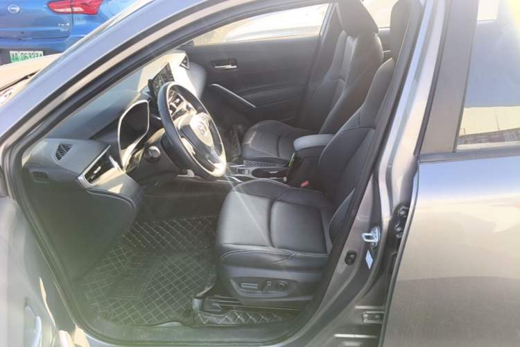 Used Toyota FRONTLANDER 2023 2.0L Smart Electric Hybrid Dual-Engine Deluxe Version Left Front Seat