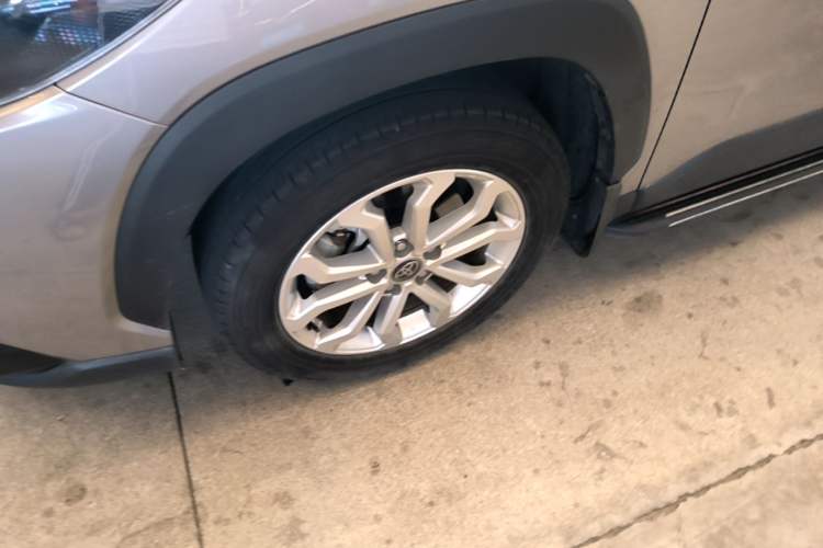Used Toyota FRONTLANDER 2023 2.0L CVT Elite Edition Left Front Wheel Hub
