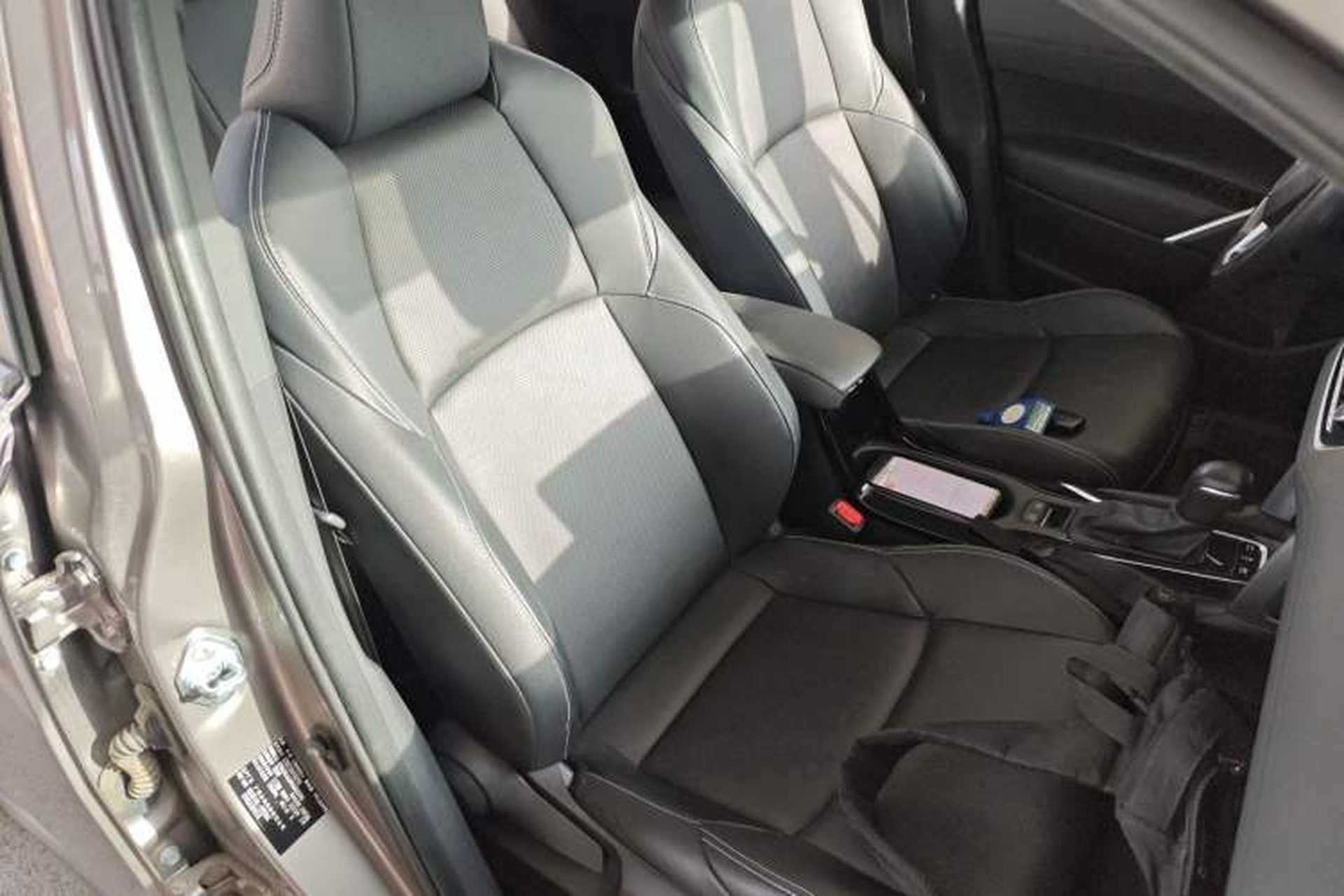 Used Toyota FRONTLANDER 2023 2.0L Smart Electric Hybrid Dual-Engine Deluxe Version Right Front Seat