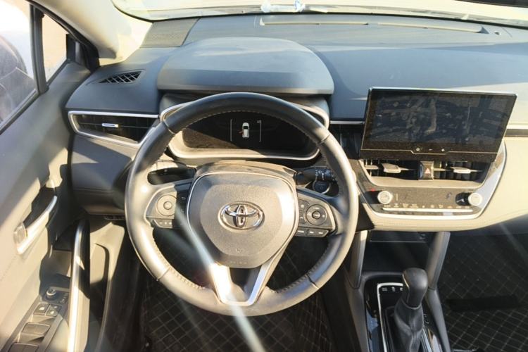 Used Toyota FRONTLANDER 2023 2.0L Smart Electric Hybrid Dual-Engine Deluxe Version Steering Wheel