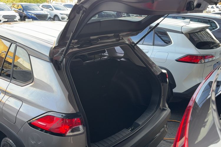 Used Toyota FRONTLANDER 2023 2.0L CVT Elite Edition Trunk