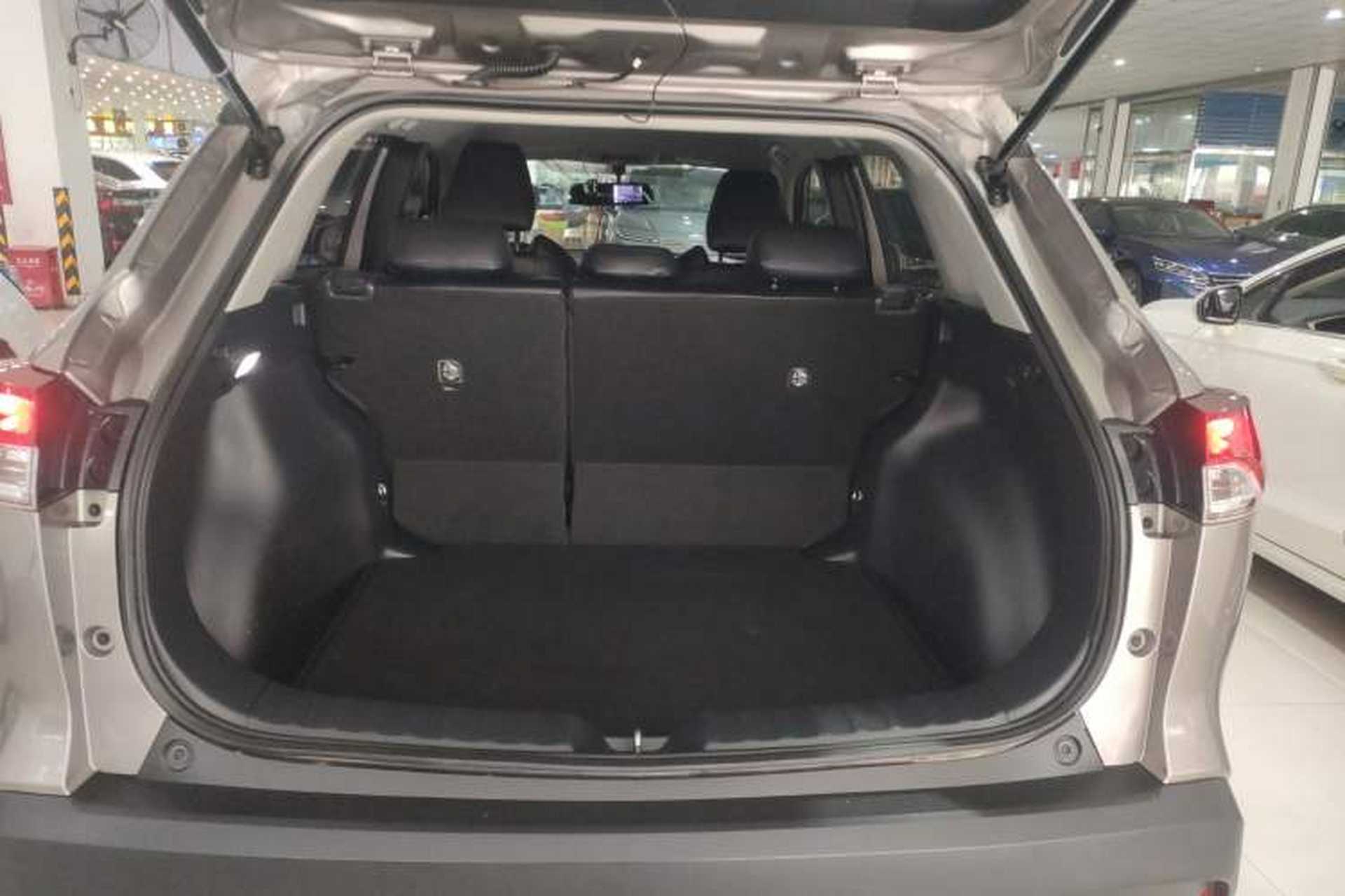 Used Toyota FRONTLANDER 2023 2.0L CVT Elite Edition Trunk