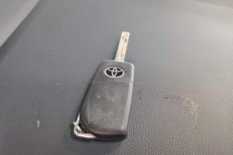 Used Toyota FRONTLANDER 2023 2.0L CVT Elite Edition Vehicle Key