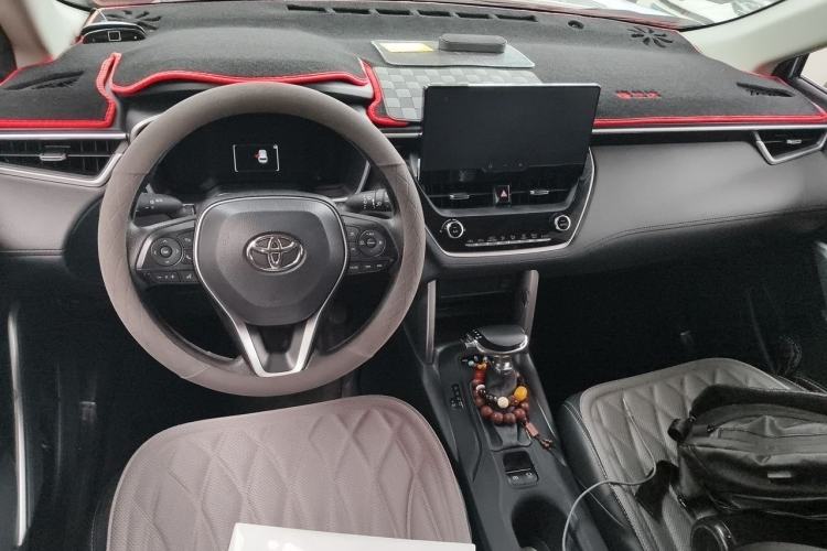 Used Toyota FRONTLANDER 2023 2.0L CVT Luxury Edition Center Console