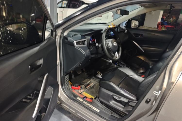 Used Toyota FRONTLANDER 2023 2.0L CVT Elite Edition Driver Seat