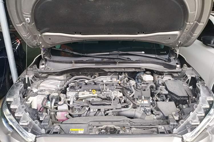 Used Toyota FRONTLANDER 2023 2.0L Smart Electric Hybrid Dual-Engine Luxury Edition Engine Bay
