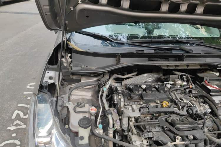 Used Toyota FRONTLANDER 2023 2.0L CVT Luxury Edition Engine Bay Right