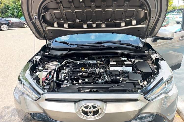 Used Toyota FRONTLANDER 2023 2.0L CVT Elite Edition Engine Bay