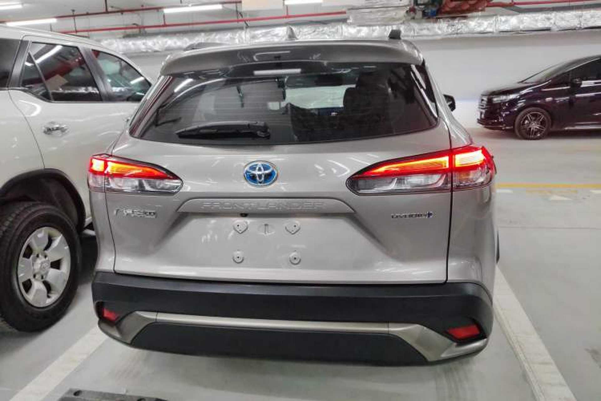 Used Toyota FRONTLANDER 2023 2.0L Smart Electric Hybrid Dual-Engine Deluxe Version Exterior 4