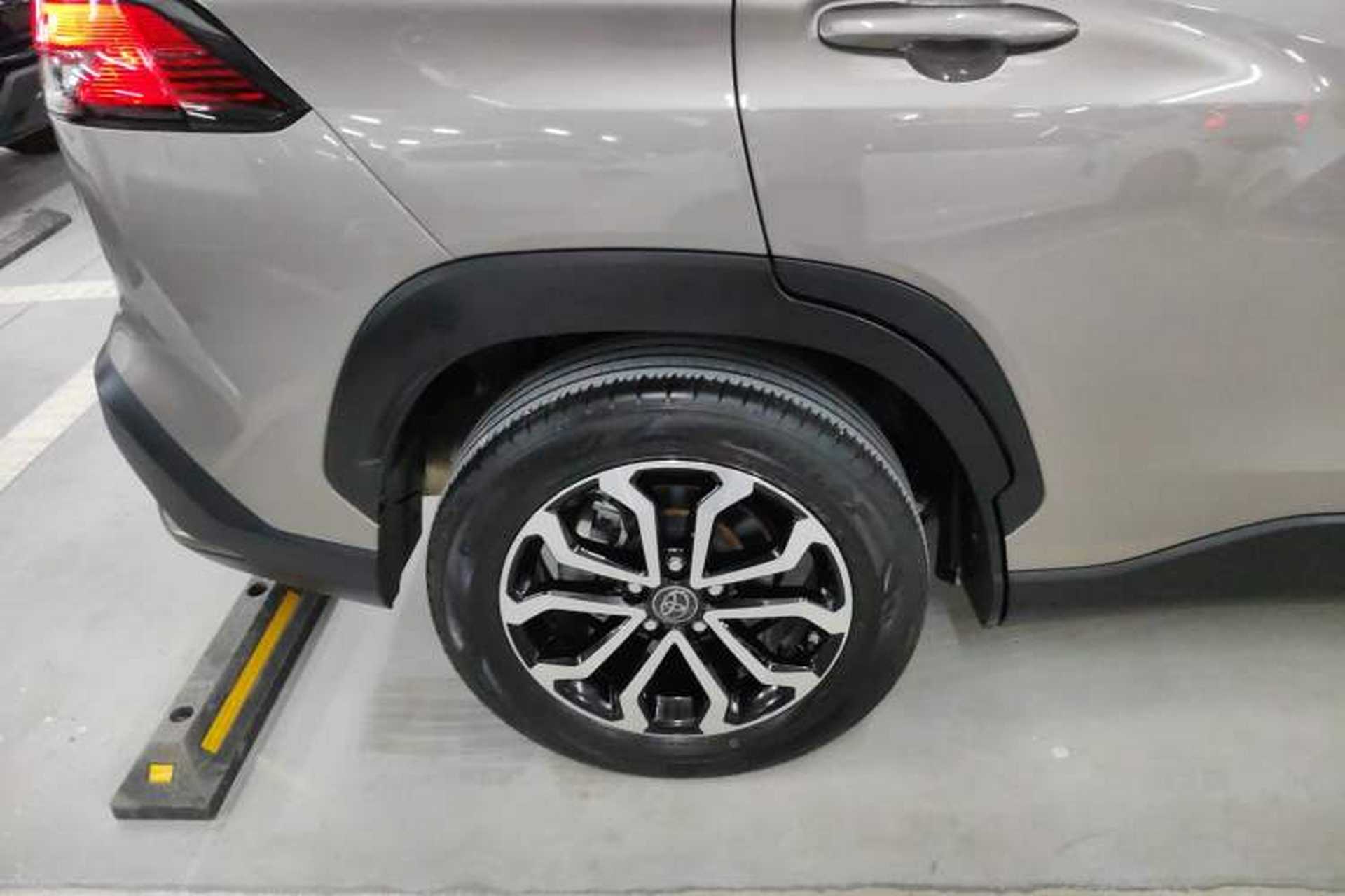 Used Toyota FRONTLANDER 2023 2.0L Smart Electric Hybrid Dual-Engine Deluxe Version Exterior 8
