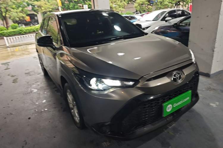 Used Toyota FRONTLANDER 2023 2.0L CVT Elite Edition Front Right 45 Deg